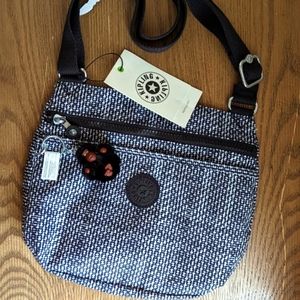 NWT Kipling Mikaela Ole Smooth Maze bag